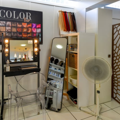 Salon de Coiffure Corbeaux - Coiffure Valenciennes - Salon de Coiffure Corbeaux - Photo Galerie - OneBooking