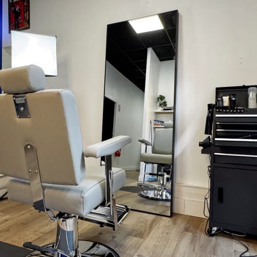 Louis Mandallaz ( Chez HomeStudio ) - Coiffure Rennes - Louis Mandallaz ( Chez HomeStudio ) - Photo Galerie - OneBooking
