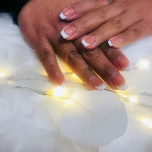 Glow up Nails & Beauty - Institut de beauté Melun - Glow up Nails & Beauty - Photo Galerie - OneBooking