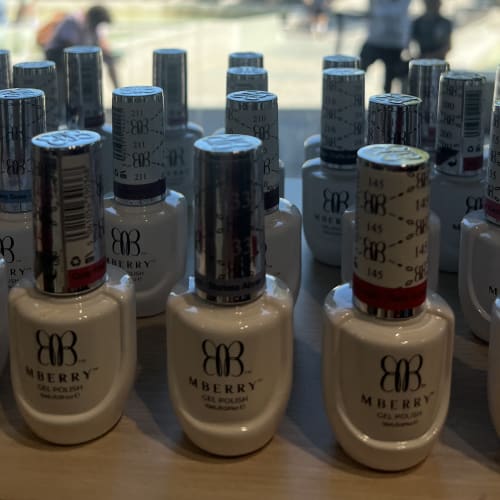 MARIE NAILS ET HEAD SPA - Institut de beauté Vitrolles - MARIE NAILS ET HEAD SPA - Photo Galerie - OneBooking