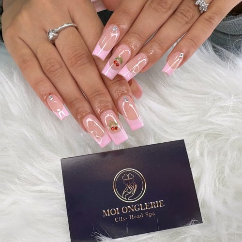 MOI Ongles & Head Spa & Cils - Institut de beauté Vitrolles - MOI Ongles & Head Spa & Cils - Photo Galerie - OneBooking