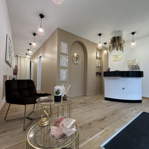 Derm & Beauty - Sourcils & cils Calais - Derm & Beauty - Photo Galerie - OneBooking