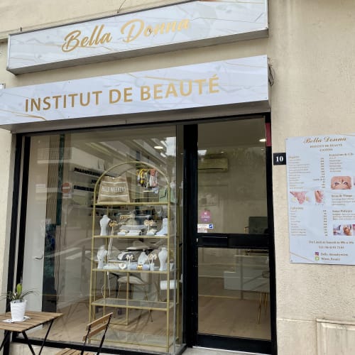 Bella Donna - Onglerie Cannes - Bella Donna - Photo Galerie - OneBooking