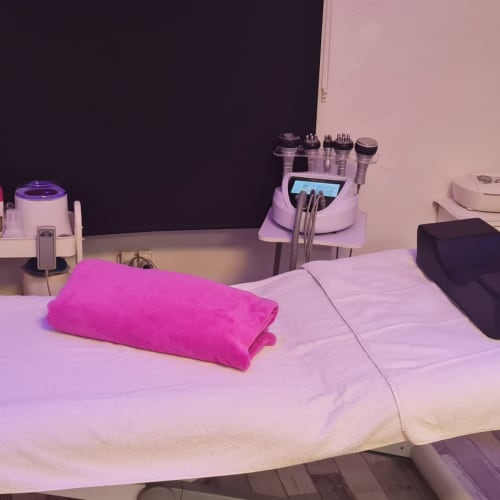 Roseliane Institut - Sourcils & cils Grasse - Roseliane Institut - Photo Galerie - OneBooking