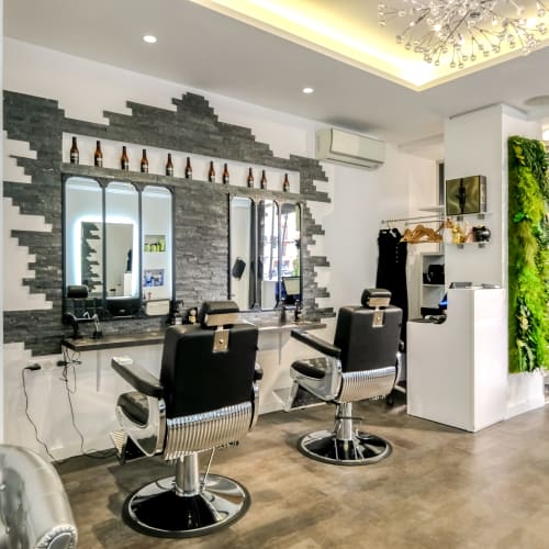 Raphaël Perrier by Marion Dauch - Coiffure Toulouse - Raphaël Perrier by Marion Dauch - Photo Galerie - OneBooking