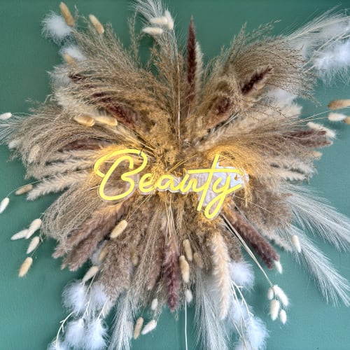 The Beauty - Coiffure Valenciennes - The Beauty - Photo Galerie - OneBooking