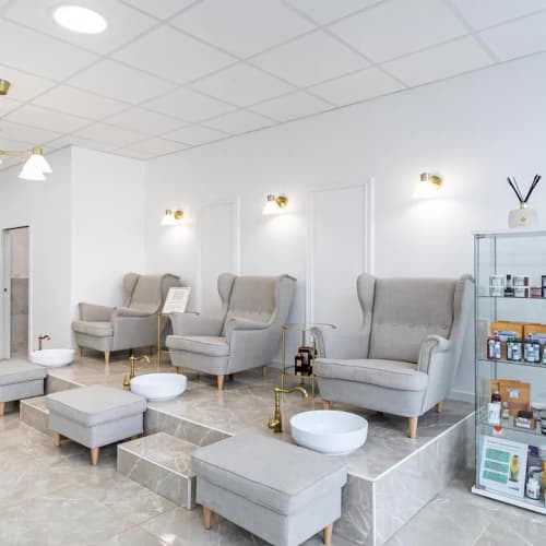 LA MAISON R.R - Onglerie Nanterre - LA MAISON R.R - Photo Galerie - OneBooking