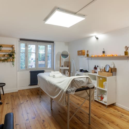 Crit’Hair de Beauté - Sourcils & cils Saint-Priest - Crit’Hair de Beauté - Photo Galerie - OneBooking