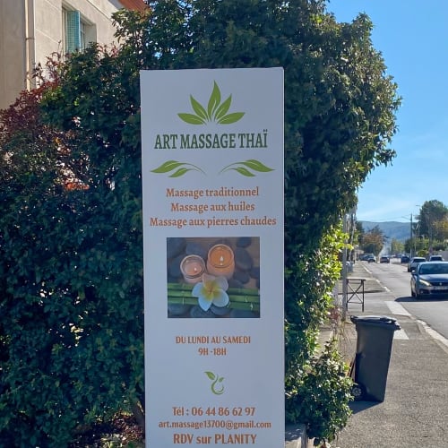 Art Massage Thaï - Institut de beauté Marignane - Art Massage Thaï - Photo Galerie - OneBooking