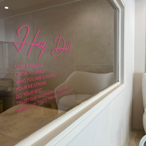 DOLLHOUSE - Sourcils & cils Blois - DOLLHOUSE - Photo Galerie - OneBooking