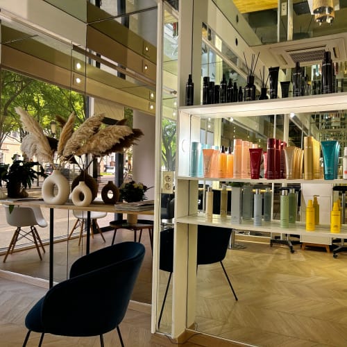 MH coiffure - Coiffure Nîmes - MH coiffure - Photo Galerie - OneBooking