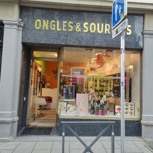 Ongles et sourcils - Onglerie Strasbourg - Ongles et sourcils - Photo Galerie - OneBooking