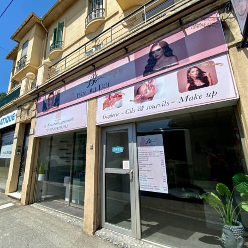 Beauty Bar By Eya - Sourcils & cils Grasse - Beauty Bar By Eya - Photo Galerie - OneBooking