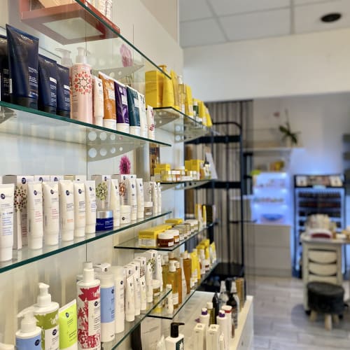 Azur Esthetic - Coiffure Villeneuve-Loubet - Azur Esthetic - Photo Galerie - OneBooking