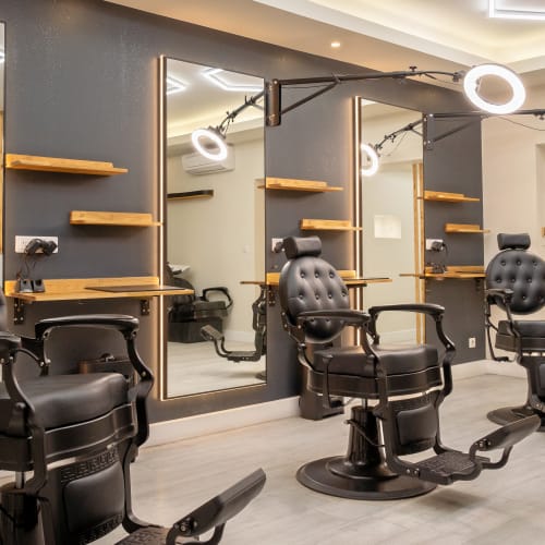 V2 BARBER - Coiffure Castres - V2 BARBER - Photo Galerie - OneBooking