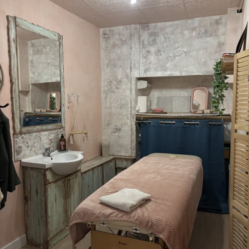 Evianails Institut de Beauté - Coiffure Saint-Maximin-la-Sainte-Baume - Evianails Institut de Beauté - Photo Galerie - OneBooking