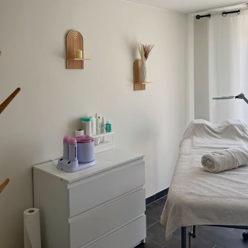 La pause beauté Hyères - Sourcils & cils Hyères - La pause beauté Hyères - Photo Galerie - OneBooking