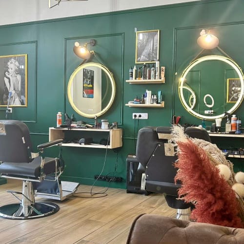 Elina Selin - Barber ( C127 ) - Spa Lyon - Elina Selin - Barber ( C127 ) - Photo Galerie - OneBooking