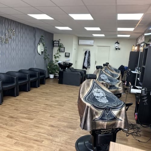 SI CRÉATEUR VIZYRTIME - Coiffure Vénissieux - SI CRÉATEUR VIZYRTIME - Photo Galerie - OneBooking