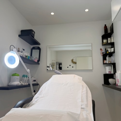 Ddiya Beauty - Coiffure Angers - Ddiya Beauty - Photo Galerie - OneBooking
