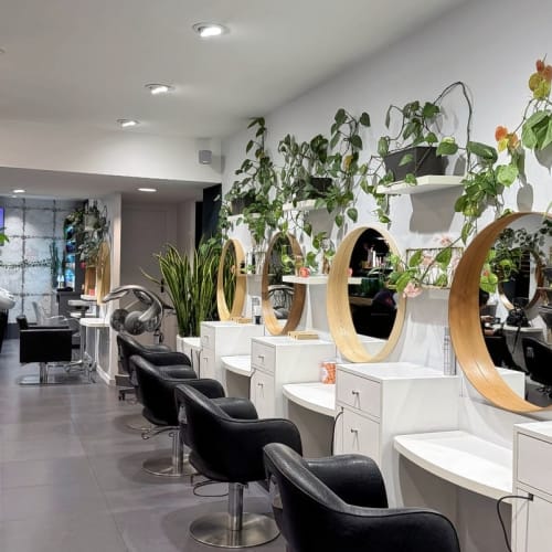 Salon Delorme - Coiffure Nantes - Salon Delorme - Photo Galerie - OneBooking
