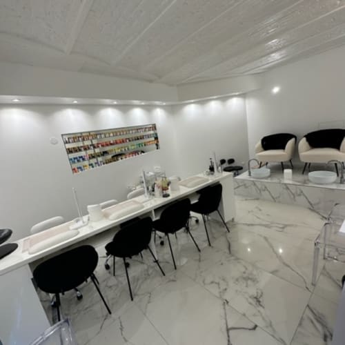 Alya Paris - Onglerie Montreuil - Alya Paris - Photo Galerie - OneBooking