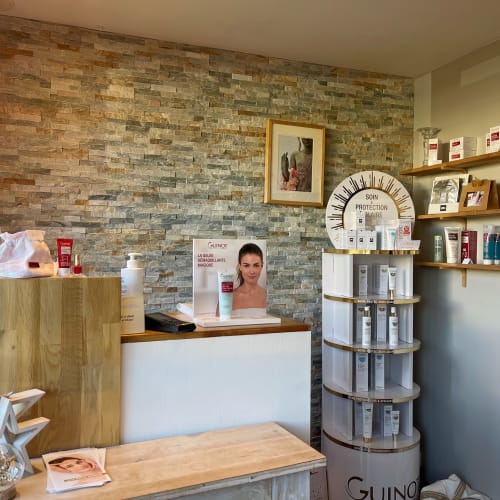 A fleur de peau - Institut de beauté Le Bouscat - A fleur de peau - Photo Galerie - OneBooking