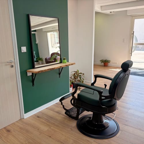 L'HOMME - Coiffure Bouaye - L'HOMME - Photo Galerie - OneBooking