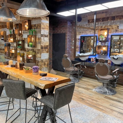 LE CLUB DES GENTLEMEN - Coiffure Nîmes - LE CLUB DES GENTLEMEN - Photo Galerie - OneBooking
