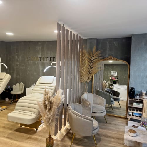 L’Institut… Cinacils & Nessanails - Onglerie Besançon - L’Institut… Cinacils & Nessanails - Photo Galerie - OneBooking