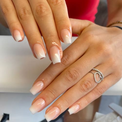 Beauty Bar By Eya - Sourcils & cils Grasse - Beauty Bar By Eya - Photo Galerie - OneBooking