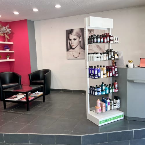 MV Coiffure - Coiffure Villeurbanne - MV Coiffure - Photo Galerie - OneBooking