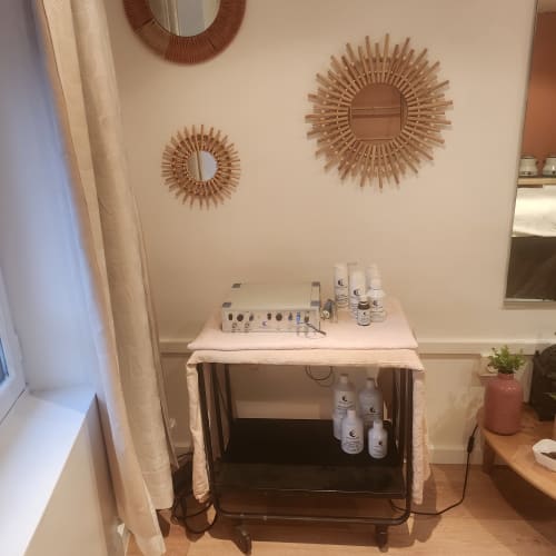 Bien être en lumière - Institut de beauté Mantes-la-Jolie - Bien être en lumière - Photo Galerie - OneBooking