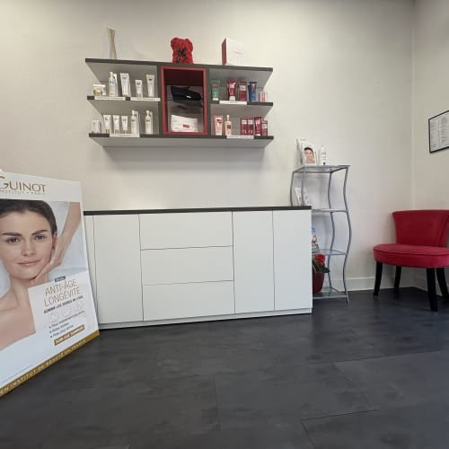 Harmonie Institut de Beauté - Onglerie Tours - Harmonie Institut de Beauté - Photo Galerie - OneBooking