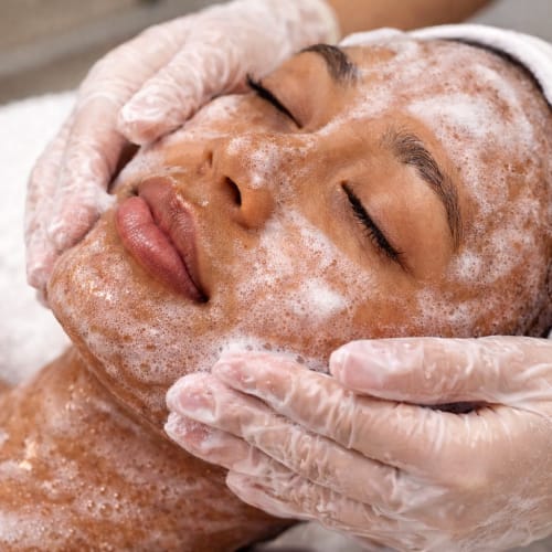 The Glow Beauty Bar | Head Spa | Beauté & Bien-Etre - Coiffure Le Cannet - The Glow Beauty Bar | Head Spa | Beauté & Bien-Etre - Photo Galerie - OneBooking