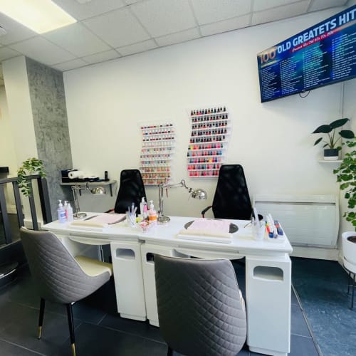 NN Nails - Sourcils & cils Clamart - NN Nails - Photo Galerie - OneBooking