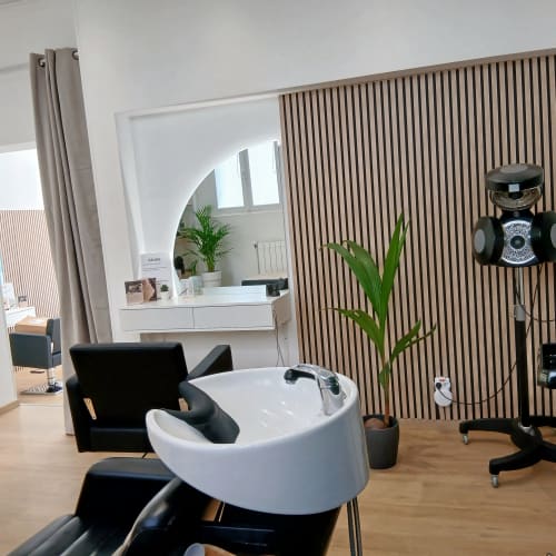 21 Avenue - Coiffure Lisieux - 21 Avenue - Photo Galerie - OneBooking