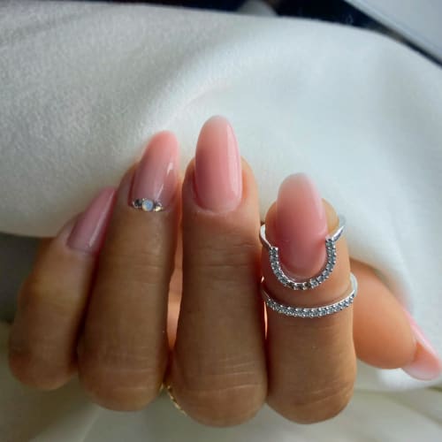 L'Ongle Beauté by Maria chez Hermann and Fischer - Onglerie Reims - L'Ongle Beauté by Maria chez Hermann and Fischer - Photo Galerie - OneBooking