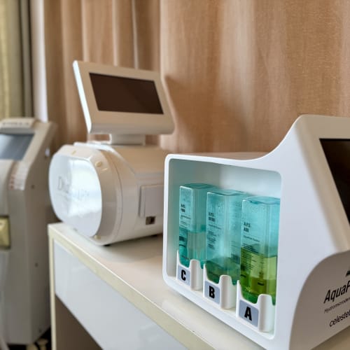 Institut Riviera | Expertise Epilation Définitive Electrolyse, Anti Age et Minceur - Institut de beauté Antibes - Institut Riviera | Expertise Epilation Définitive Electrolyse, Anti Age et Minceur - Photo Galerie - OneBooking