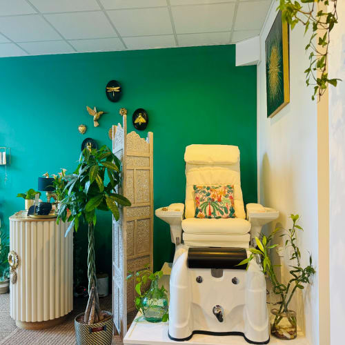 By Lady KA - Le Jardin D'Astarté - Barbier Bordeaux - By Lady KA - Le Jardin D'Astarté - Photo Galerie - OneBooking