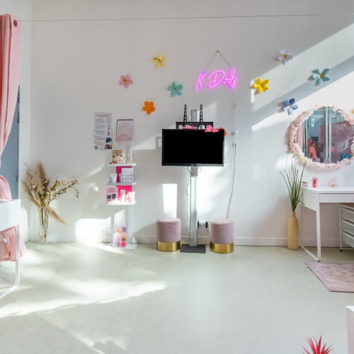 Kdolls Cosmetics - Coiffure Noisy-le-Grand - Kdolls Cosmetics - Photo Galerie - OneBooking
