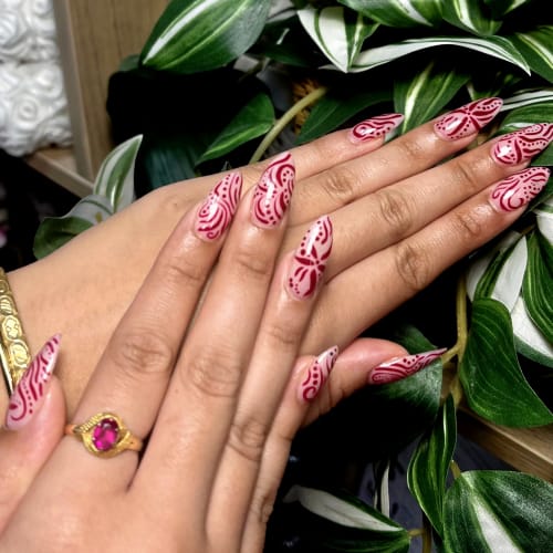 Nails by Mylan - Institut de beauté Toulon - Nails by Mylan - Photo Galerie - OneBooking
