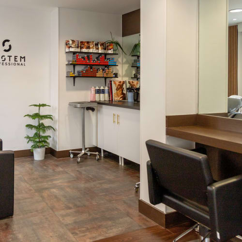 L'atelier by Manon - Coiffure Angers - L'atelier by Manon - Photo Galerie - OneBooking