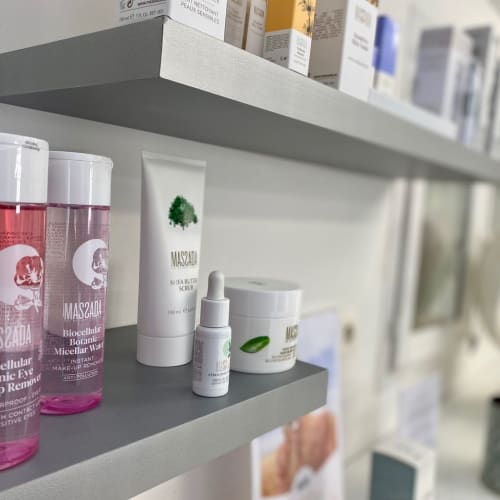 Élodie Holistic Beauty - Onglerie Biot - Élodie Holistic Beauty - Photo Galerie - OneBooking
