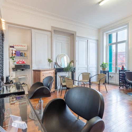Salon Beautex - Coiffure & Esthétique - Sourcils & cils Vénissieux - Salon Beautex - Coiffure & Esthétique - Photo Galerie - OneBooking