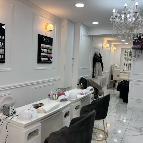 Ma Pause Beauté - Coiffure Saint-Denis - Ma Pause Beauté - Photo Galerie - OneBooking