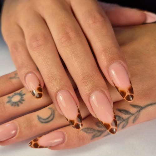 Nadia Nails - Onglerie Saint-Étienne - Nadia Nails - Photo Galerie - OneBooking