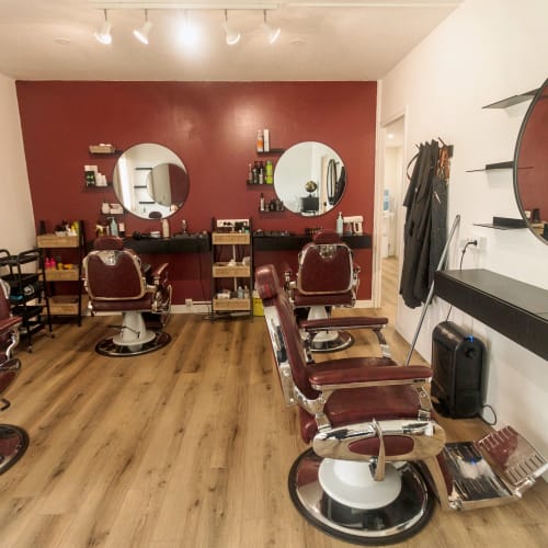 L’appartement by Hafner & Fils - Coiffure Cergy - L’appartement by Hafner & Fils - Photo Galerie - OneBooking