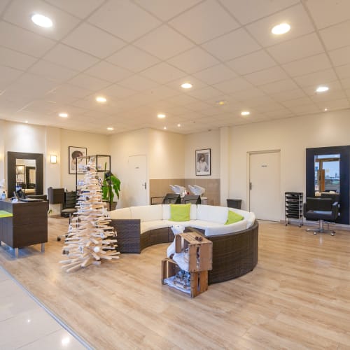 Aline C - Coiffure Saint-André-les-Vergers - Aline C - Photo Galerie - OneBooking