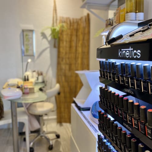 Azur Esthetic - Coiffure Villeneuve-Loubet - Azur Esthetic - Photo Galerie - OneBooking